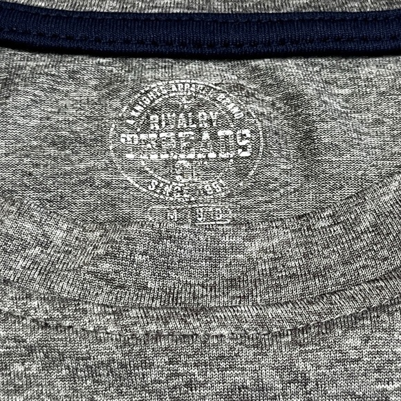 Auburn University Grey Logo Shirt Size Medium - Picture 4 of 9